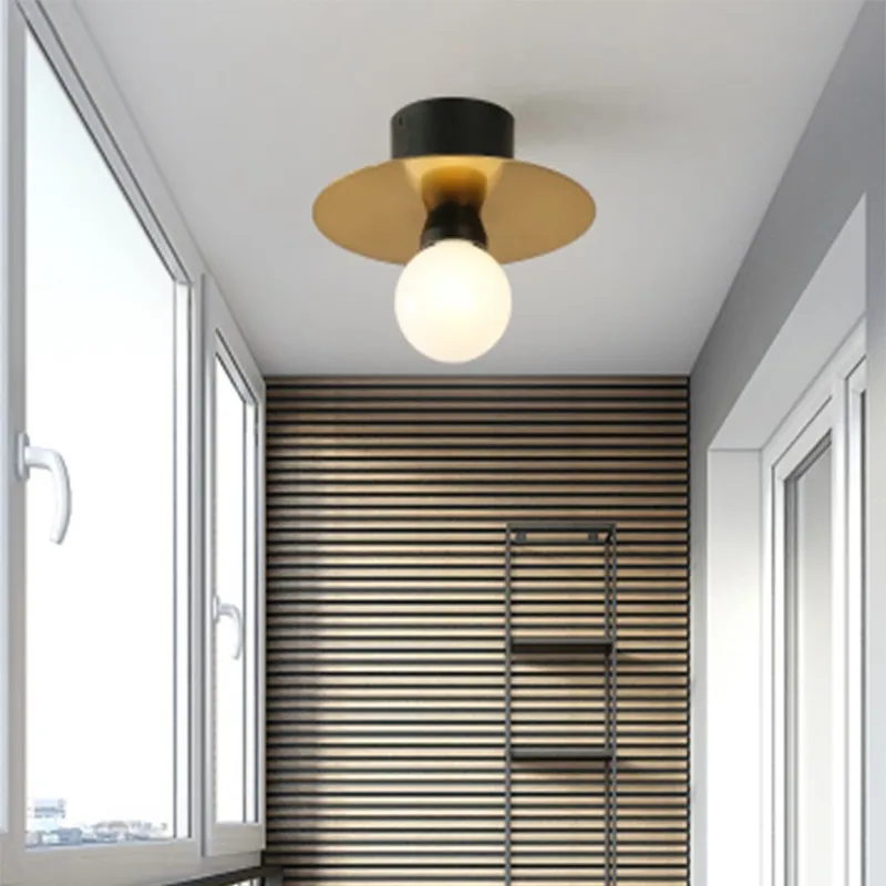 BRIVAAR Classic Ceiling Light