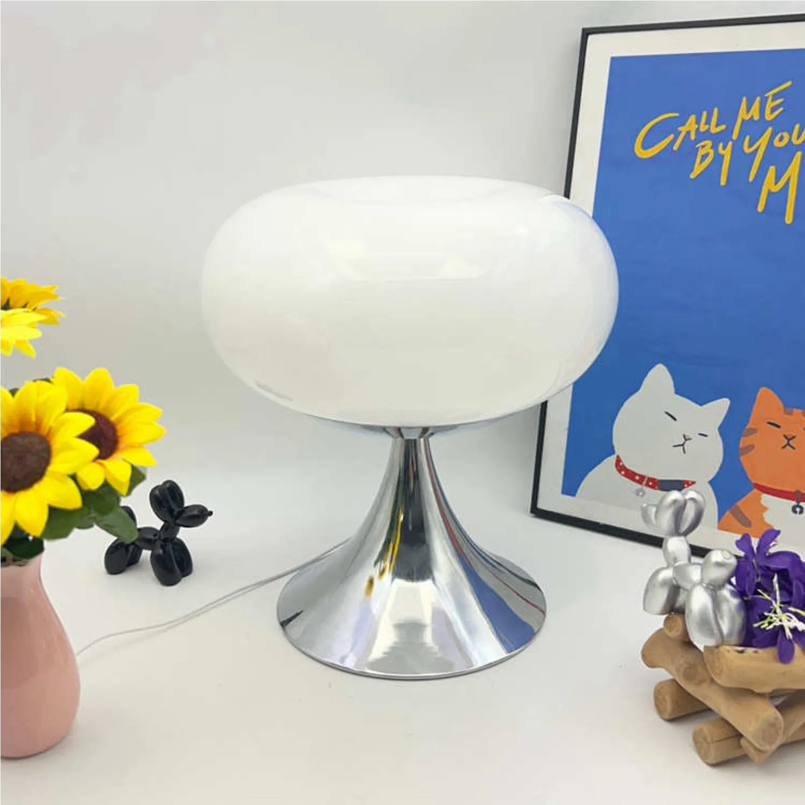 Lollora Bauhaus Apple Glass Table Lamp — Modern Desk & Bedside S171