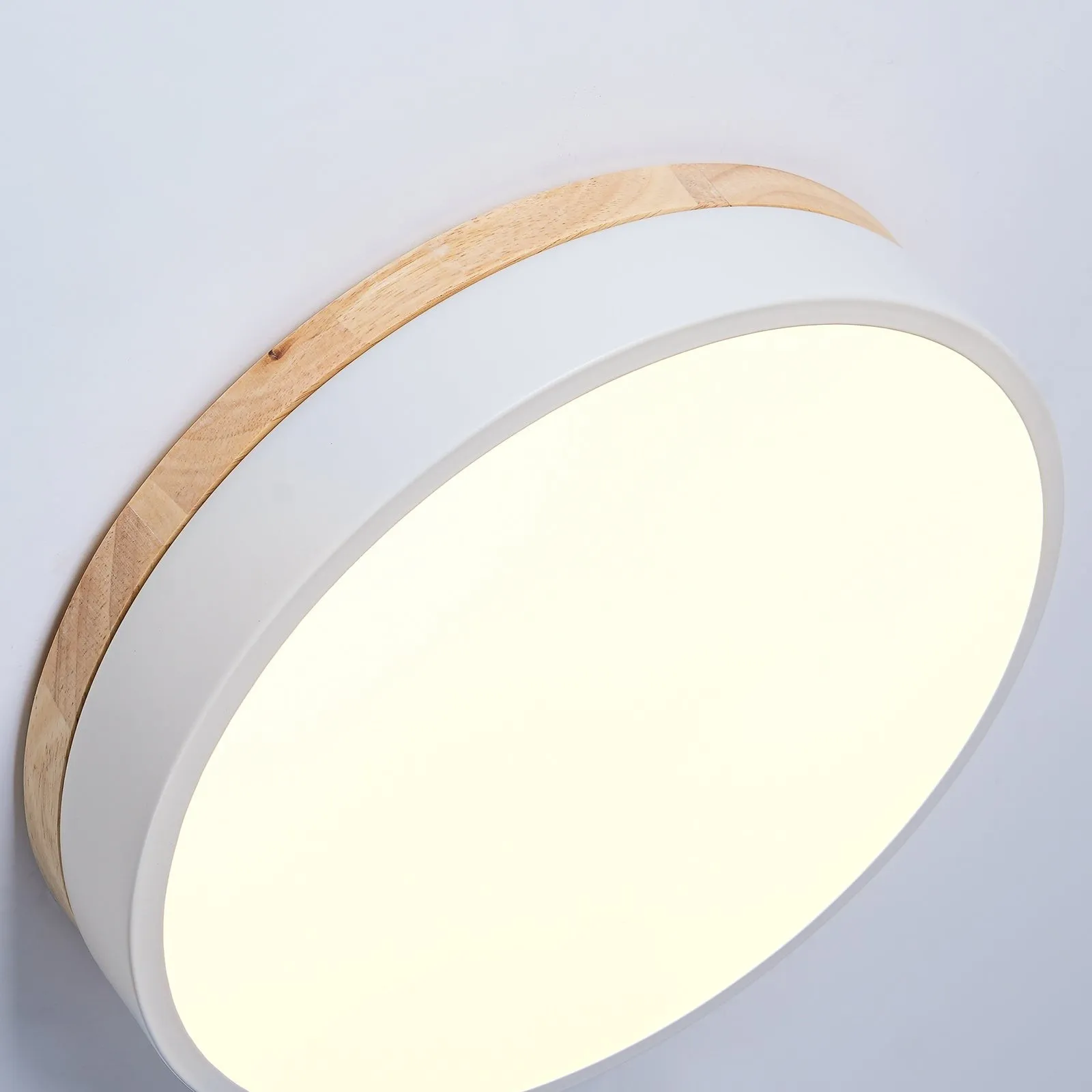 White Round Wooden Ceiling Lamp M197