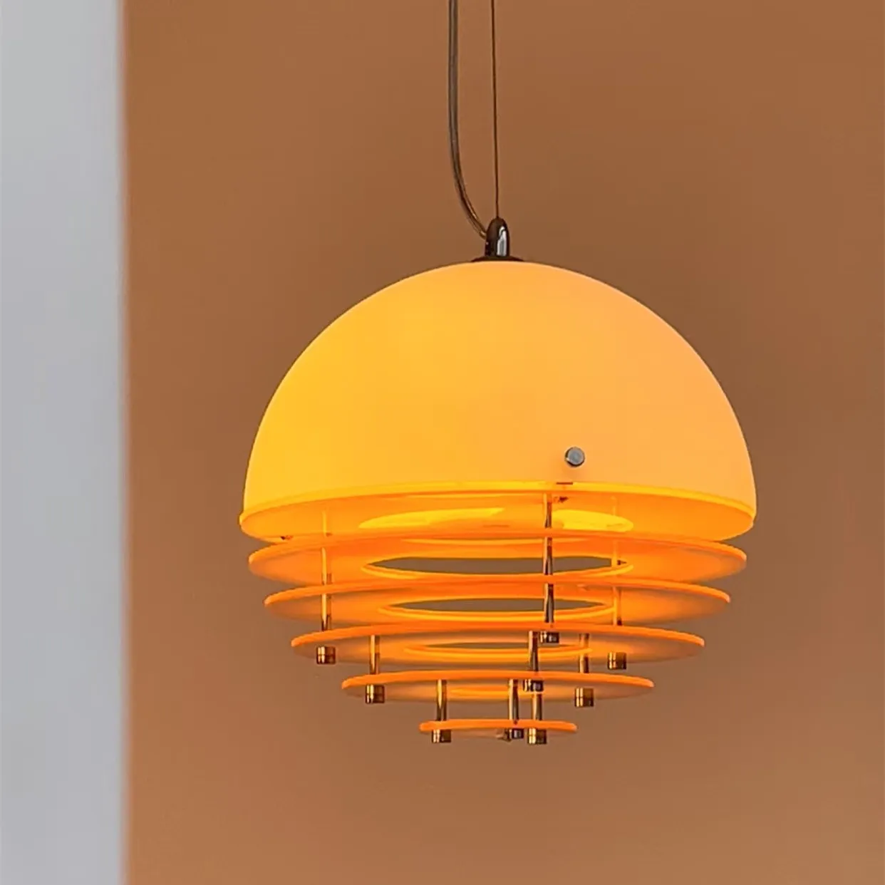 Bauhaus Sunset Pendant Lamp - Warm Ambient Lighting for Living Room S213
