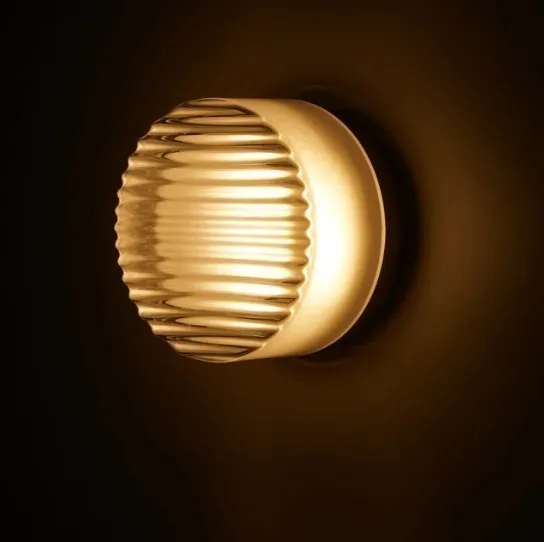 Modern Indoor/Outdoor LED Wall Lamp M36