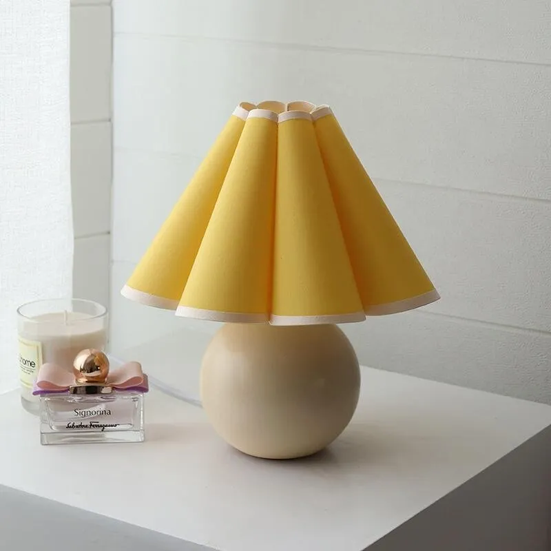 Scandinavian Vintage Table Lamp for Bedroom