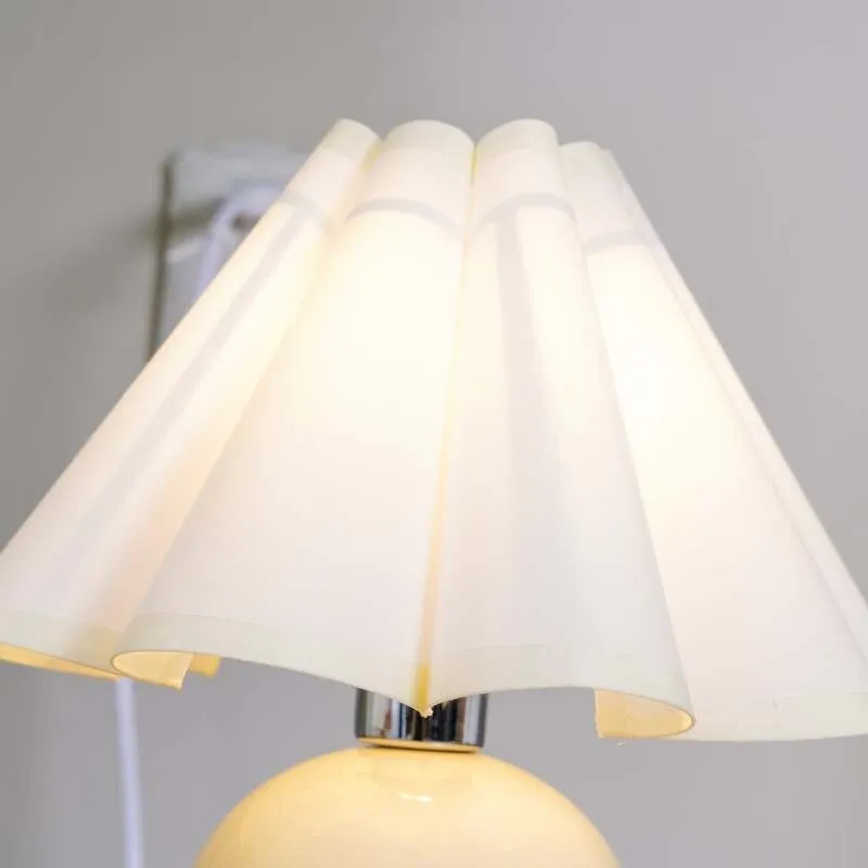 Scandinavian Vintage Table Lamp for Bedroom