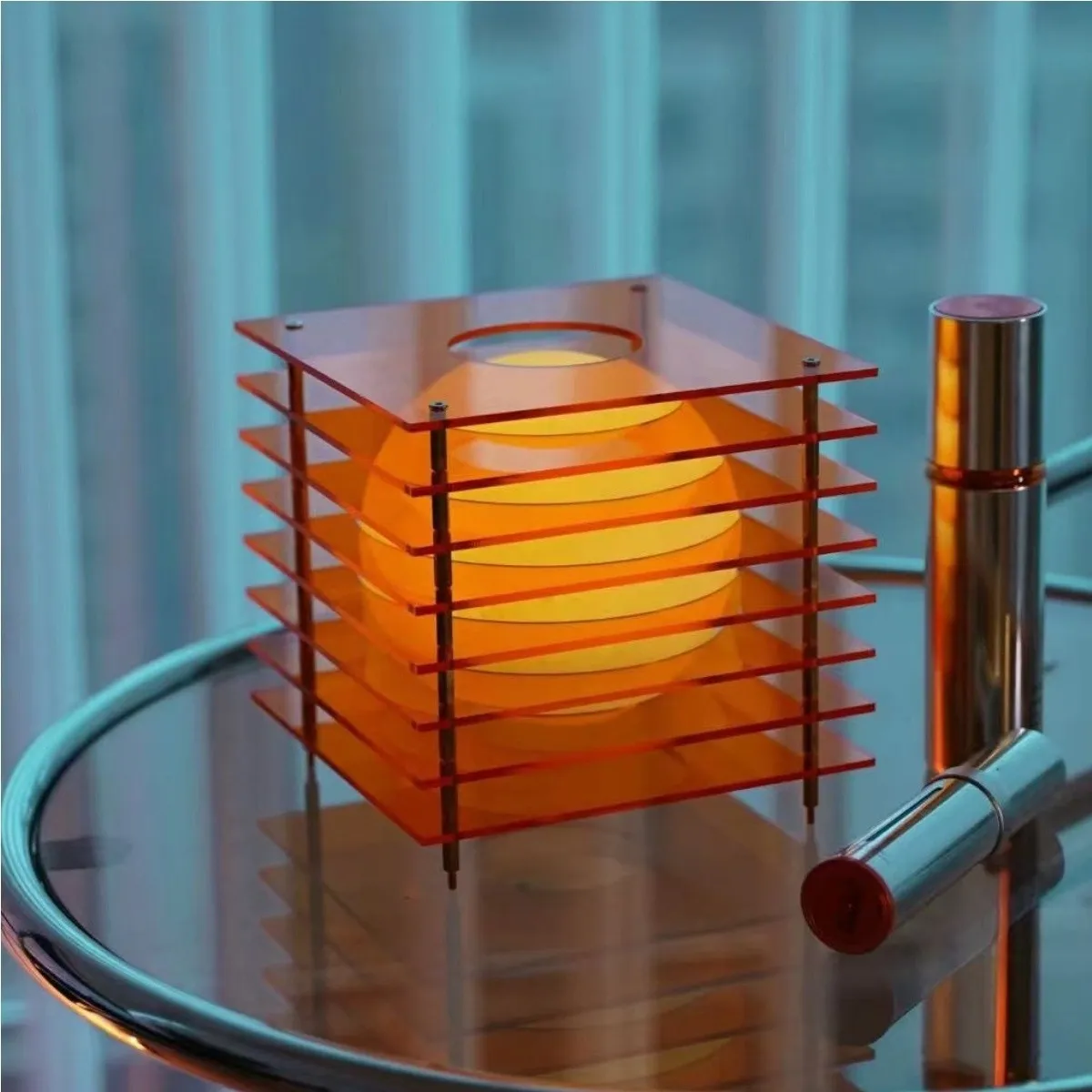 Geometric Moon Cube Lamp – Atmospheric luminous sphere S252