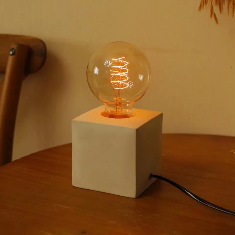 CUBE Cement Table Lamp