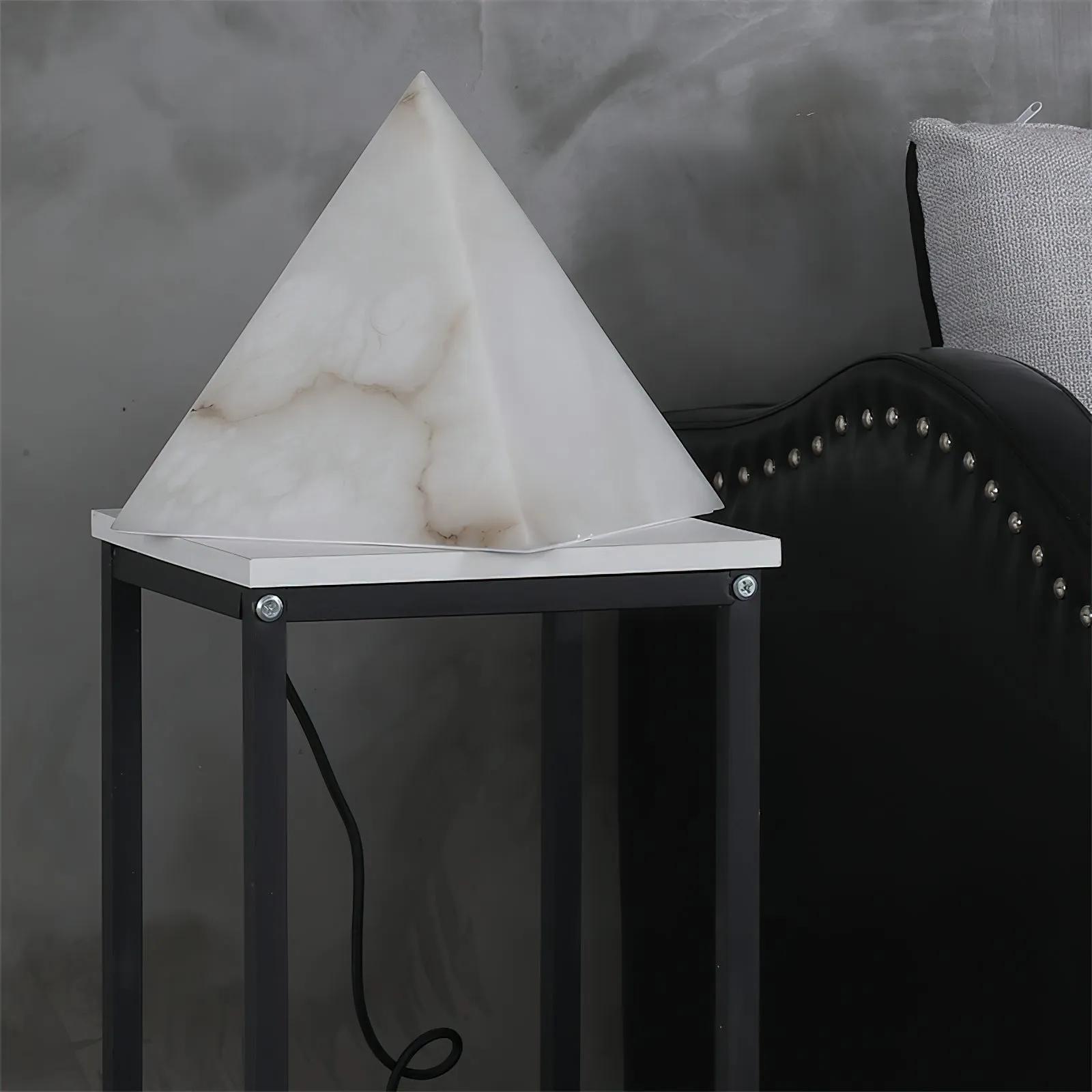 Alabaster Pyramid Table Lamp T1652