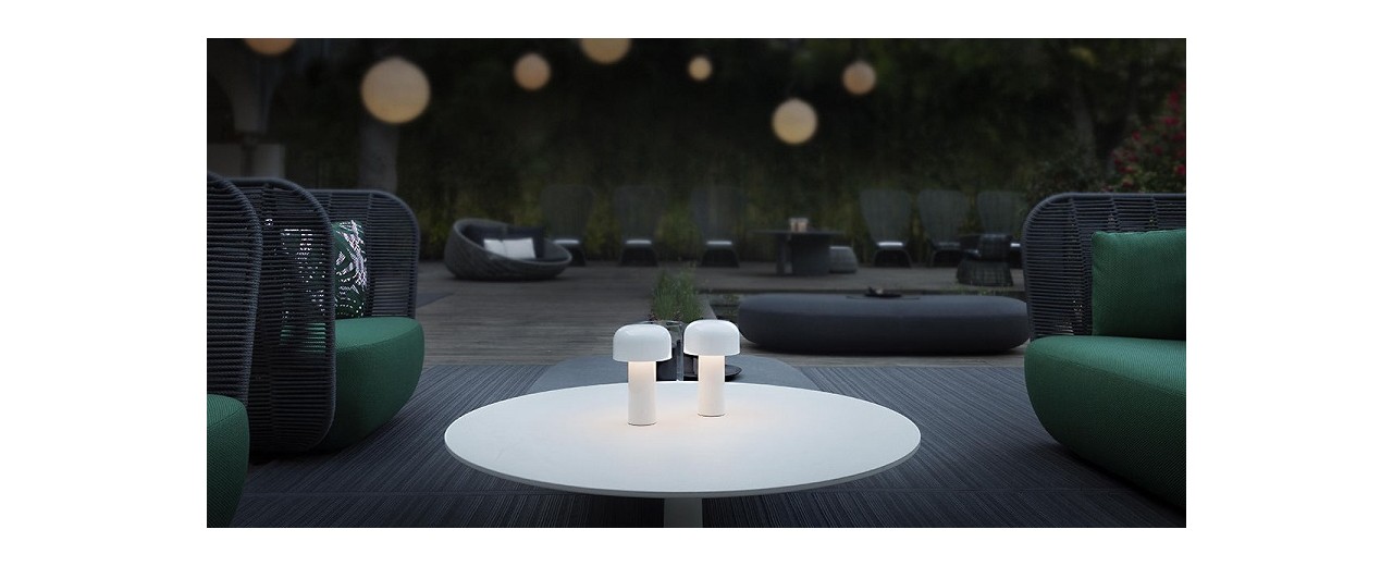 2022년 최고의 휴대용 벨홉 테이블 램프 복제품